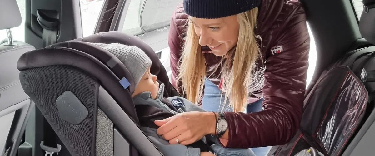 Frida Hansdotter väljer svensk säkerhet med Axkid